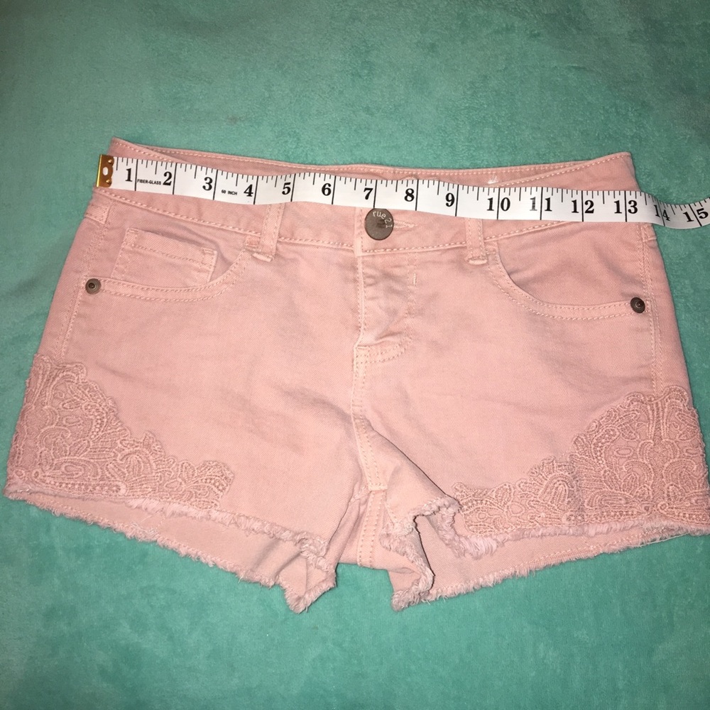 Rue 21 Pink Lace Design Jean shorts